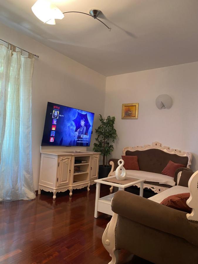 Luxury Rooms 7Heaven Suite Apartment Split Exterior photo