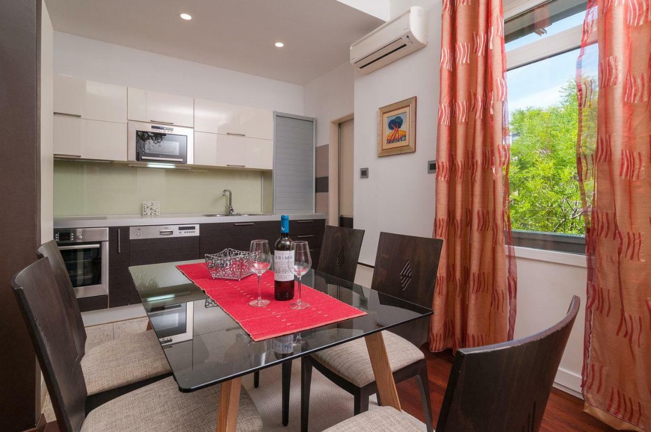 Luxury Rooms 7Heaven Suite Apartment Split Exterior photo