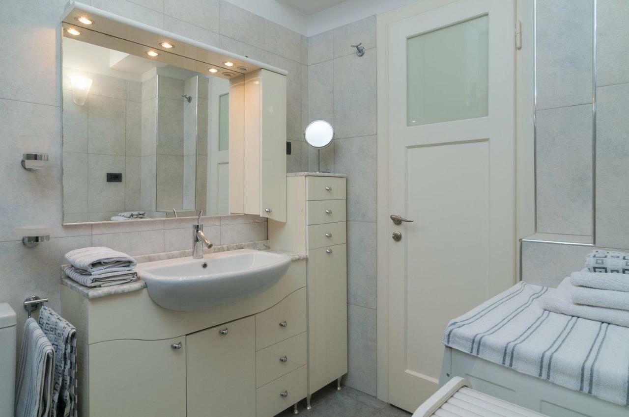 Luxury Rooms 7Heaven Suite Apartment Split Exterior photo